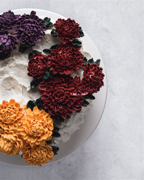 How To Pipe Buttercream Mums Chrysanthemums Baking Butterly Love