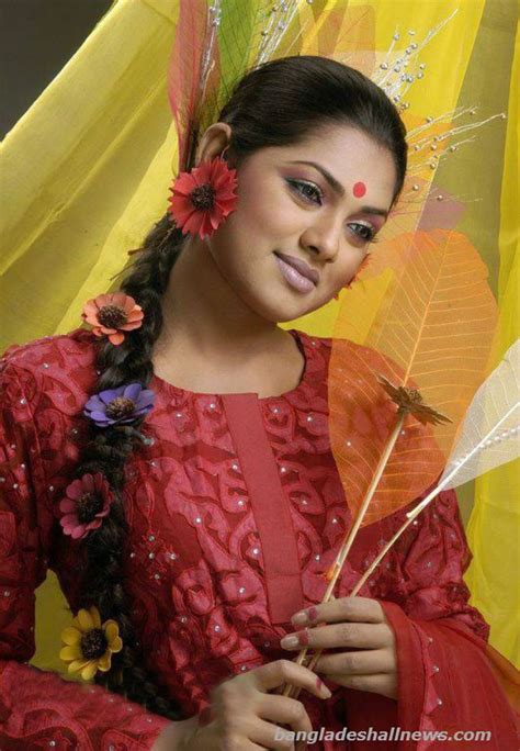 nusrat imroz tisha bangladeshi actress muslim beauty south indian actress hot bangladeshi