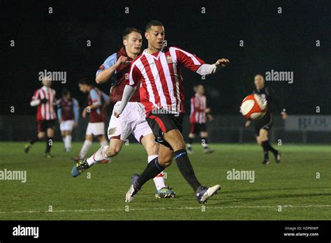 Leon Mckenzie Of Hornchurch Gets In A Shot On Goal Afc Hornchurch Vs