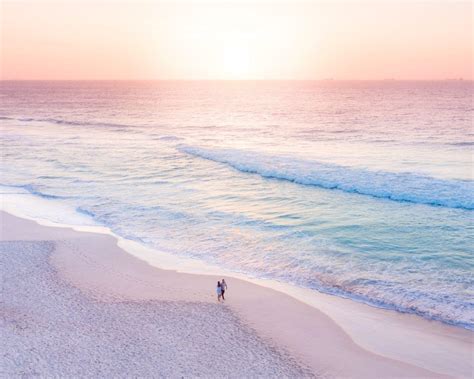 19 Awesome Pastel Ocean Wallpapers