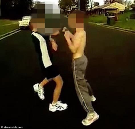 Australian Boys Fight In The Middle Of A Street Daily Mail Online