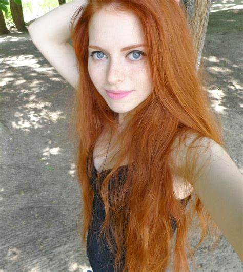Pin By Jeanie Blackburn Simmons On 7 Redheads Beautiful Red Hair Girls With Red Hair Long