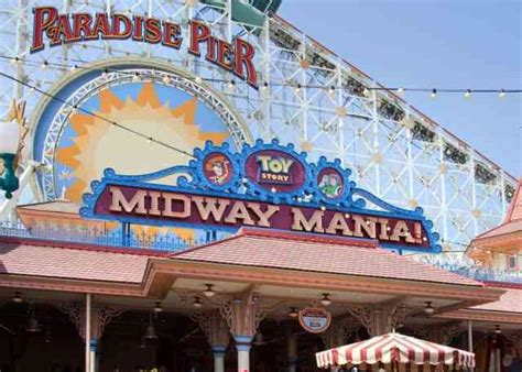 Top 10 Disneyland Rides For Adults Everythingmouse Guide To Disney