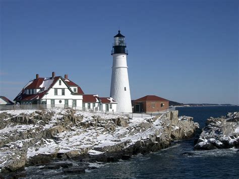 Who Visits Maine Lighthouses In The Winter