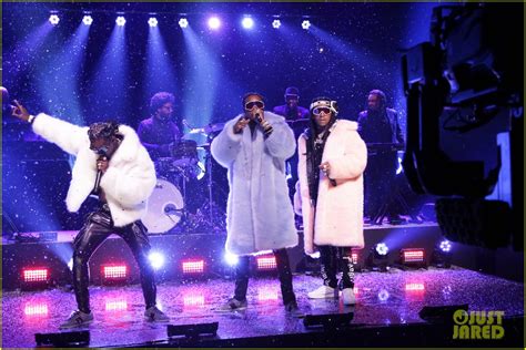 Jimmy Fallon Migos And The Roots Perform Bad And Boujee Using Office Supplies Watch Here