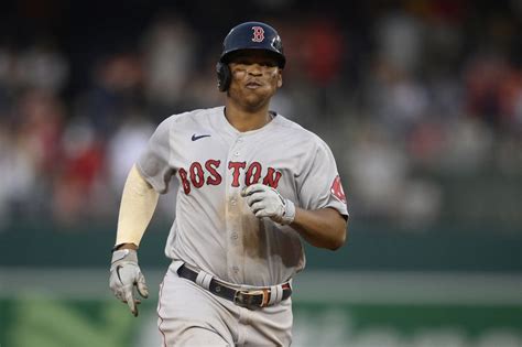 Boston Red Soxs Rafael Devers Wont Require Surgery For Elbow Injury