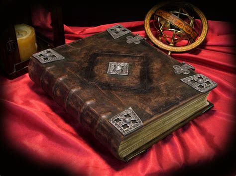 Books Of Shadows Tutorial With Chicago Occult Studies Group ⋆ Alchemy Arts