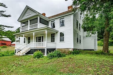 C1788 Historic Farm House For Sale Wbarn And Outbuildings On 4 Acres