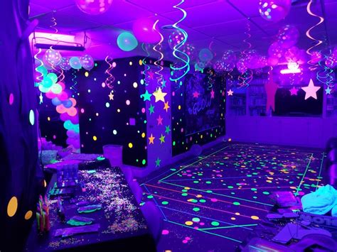 Pin By Karengonza On Partys Glow Birthday Party Glow In Dark Party