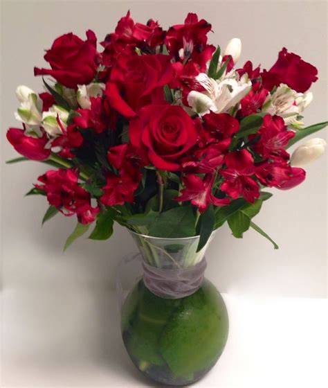 Valentine Bouquet Anniversary Flowers Red Roses 25th Anniversary