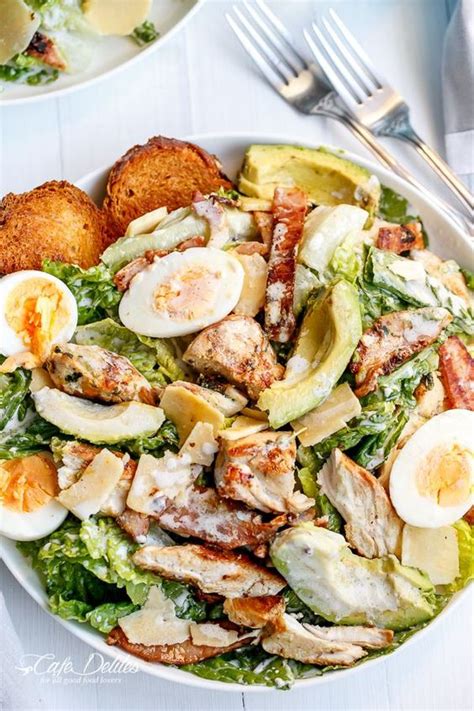 Skinny Chicken And Avocado Caesar Salad Cucina De Yung