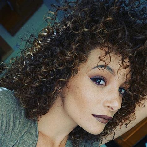 How To Embrace Your Natural Curl Pattern Products To Use For Healthy