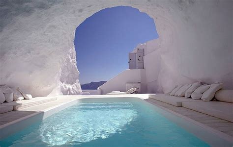 ≡ Top 7 Most Mind Boggling Swimming Pools In The World Brain Berries
