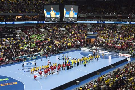 Europamesterskabet i håndbold for mænd 2020 var den 14. 7 ud af 10 billetter til EM i håndbold i Malmø Arena er ...