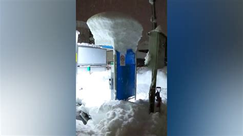 Record Snowfall In Northern Japan Youtube