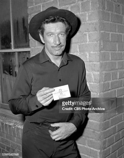 Richard Boone Paladin Photos And Premium High Res Pictures Getty Images