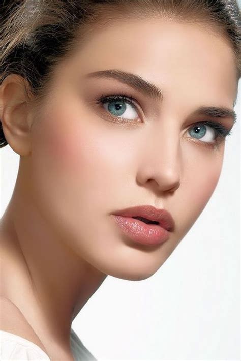 Pin By Candido Melendez On Inspiration Beauty Face Beautiful Women