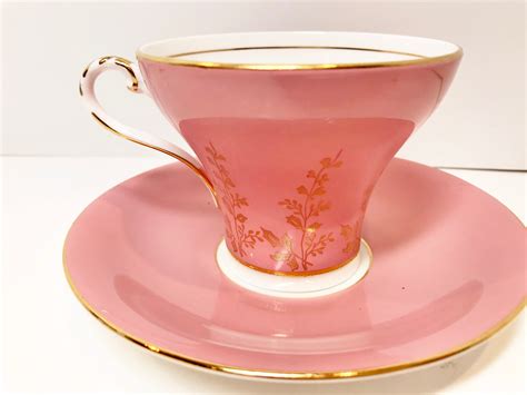 Pink Aynsley Tea Cup And Saucer English Bone China Cups Antique Tea Cups Pink Cups Tea Cups