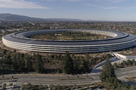 New 4k Drone Footage Shows Apple Park Construction Nearing Completion