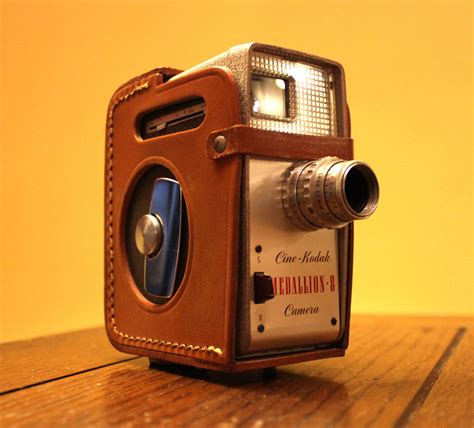 Vintage Home Movie Camera Cine Kodak Medallion 8mm Video Camera 1955