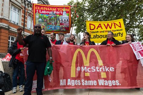 Mcdonalds Workers Go On Strike To Protest Pay Below Living Wage