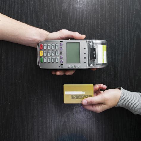 Kartu debit untuk nasabah permatabank dengan beragam keuntungan, seperti: Ini Beberapa Bagian Penting dan Ukuran Kartu ATM yang Patut Diketahui