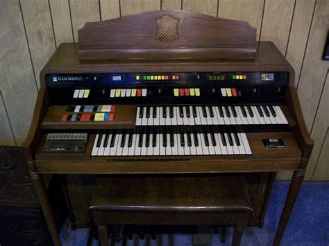 I Donate A Hammond Organ Model 126114 With Leslie And Bench To An