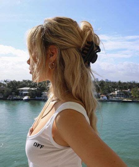 25 Easy And Beautiful Beach Hairstyles You Can Wear All Summer Long