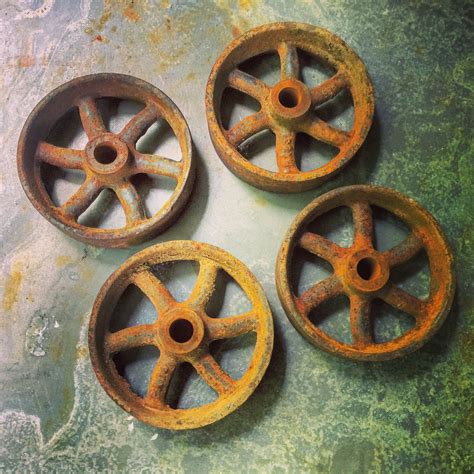 20 Antique Cast Iron Wheels Homyhomee