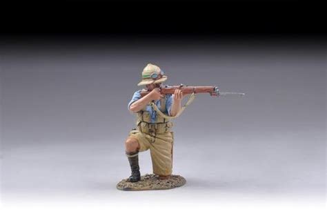 British Soldier Kneeling Rifleman Bluegrey Shirt 130 Thomas Gunn