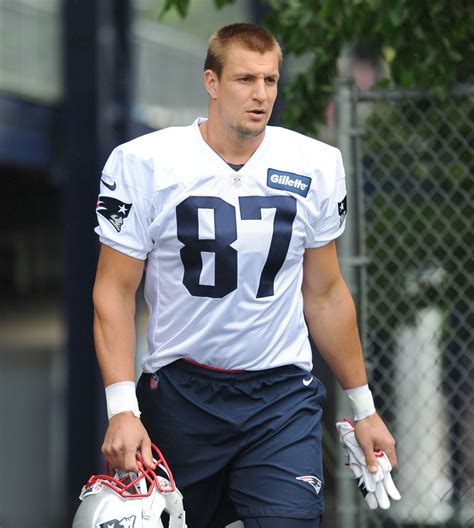 Rob Gronkowski Out For Week 7?