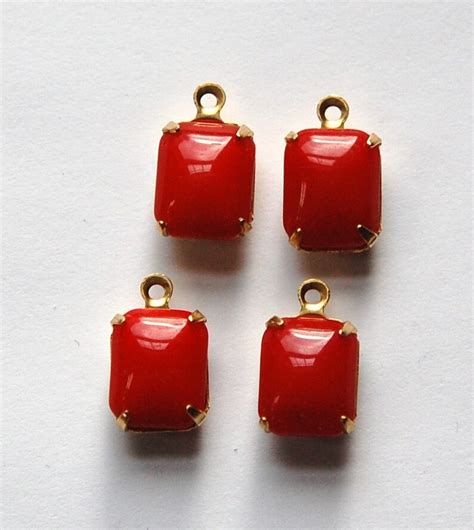 Vintage Opaque Red Stones In 1 Loop Brass Setting 10x8mm 4 Etsy