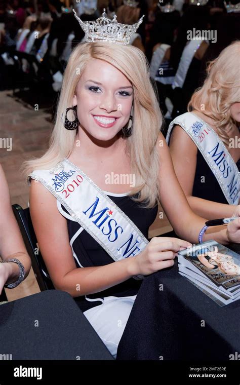 Teresa Scanlan Miss Nebraska Wins The Title Of Miss America