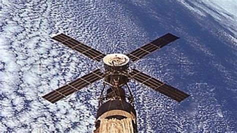 Nasa Celebrates The 40th Anniversary Of Skylab Pictures Cnet