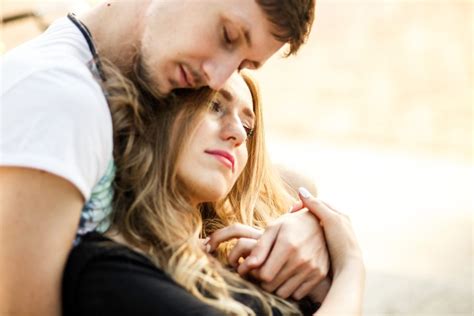 These 9 Different Types Of Hugs Reveal What Your Relationship Is Really