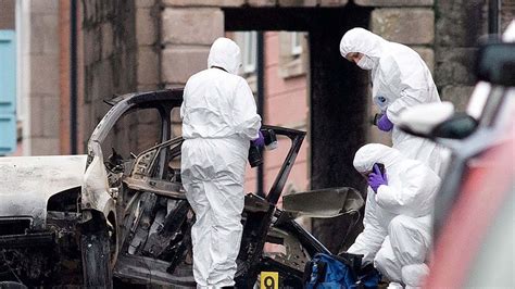 Four Arrested Over Northern Ireland Car Bomb New Ira Suspected Youtube