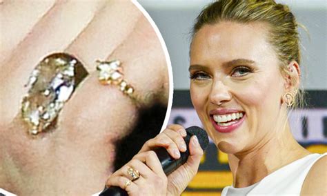 Colin Jost And Scarlett Johansson Engagement Ring Peacecommission