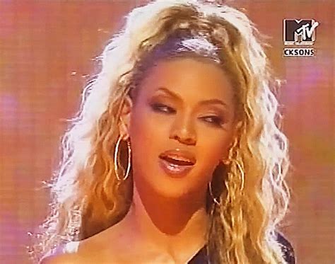 ᴀʀᴛʜ On Twitter Beyoncé Is The Only Woman Ever Beyonce 2000s