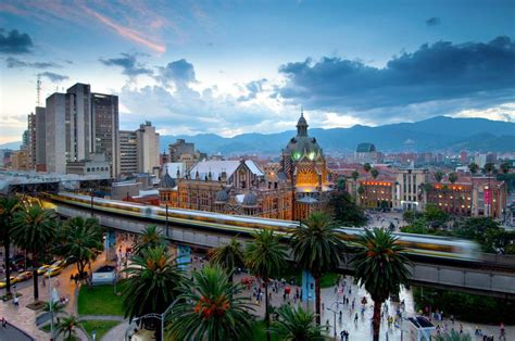 ¿qué Ver Y Hacer En Medellín ¡lugares Imprescindibles Para Visitar