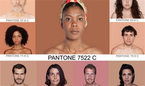 Fotógrafa brasileira identifica a cor Pantone dos diversos tons de pele