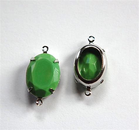 Vintage Opaque Green Faceted Stone In 2 Loop Silver Setting Etsy