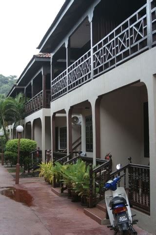 Hotel murah di cameron highland bawah rm100. Palma Beach Resort review, Lot 4455 Teluk Nipah, Pangkor ...