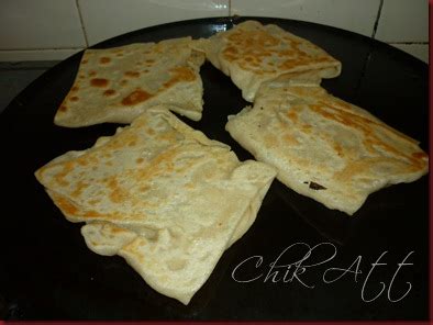 Ketika isteri mengandung, saya pernah cerita saya makan tisu bersama kuah roti canai orang. Blog Chik Att: ROTI CANAI & KUAH DAL