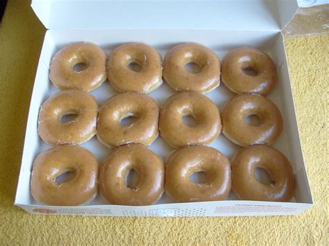 Filekrispy Kreme Dozen Doughnuts 2 Wikimedia Commons