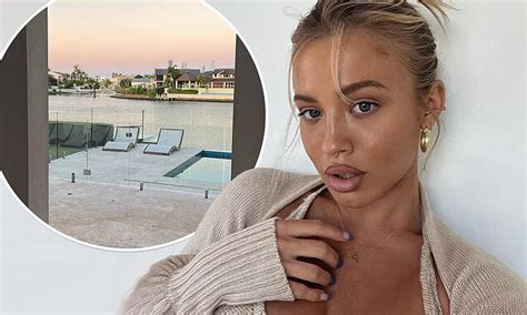 Tammy Hembrow Gives Fans A Tour Inside Her 288million Waterfront Mansion On The Gold Coast