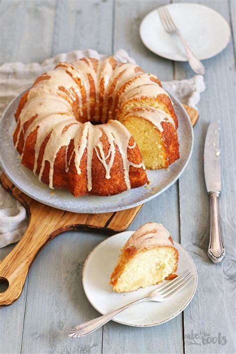 Preheat the oven to 350°f (180°c). Rumkuchen aka. Der leckerste Kuchen der Welt! | Bake to ...