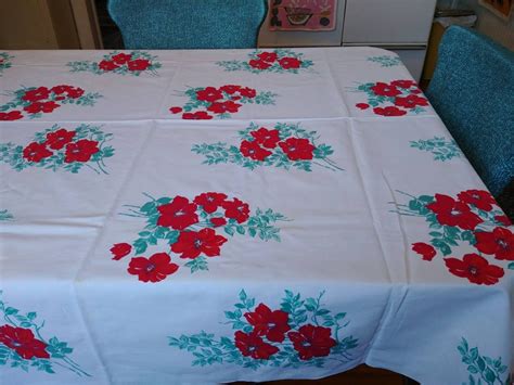 Vintage Wilendur Red Floral Tablecloth 62 12 X 54 Etsy