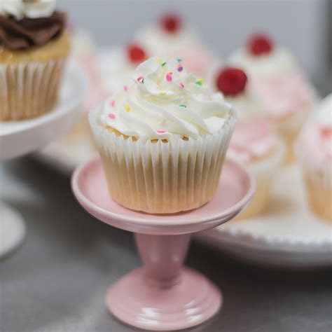 Sweet Treats | Sweet-Ems Cake Shoppe