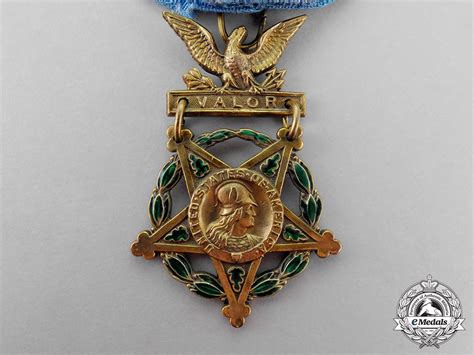 United States An Army Medal Of Honor C1945