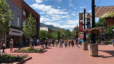Pearl Street Mall An Outdoor Mall In Boulder Colorado